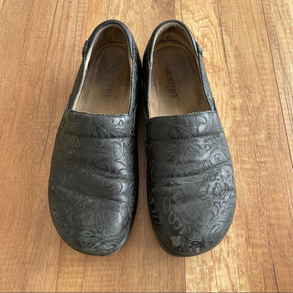 Alegria Shoes - Alegria Slip Resistant Black Floral Clogs Women's 9 US